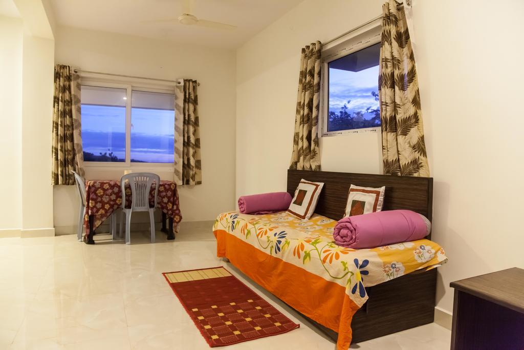 Vālpārai Petra Family Guest House חדר תמונה